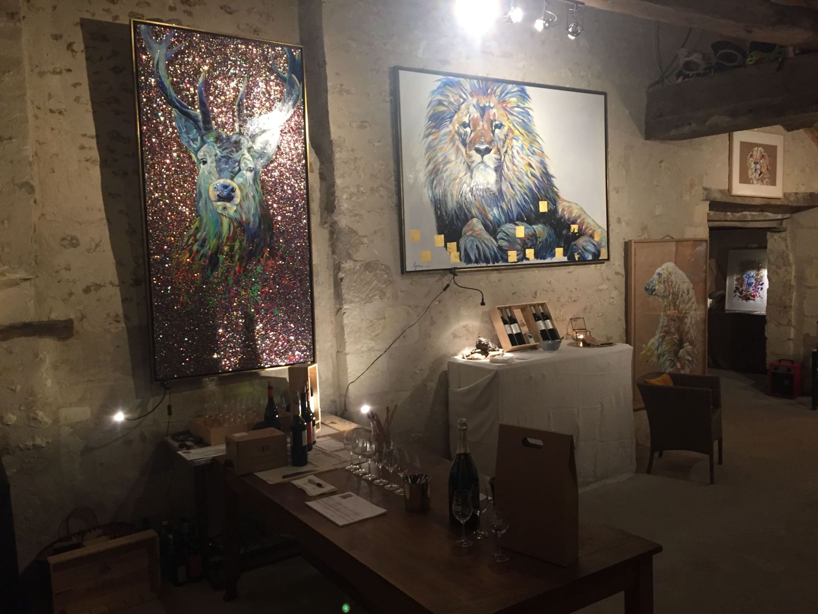 Vente et dégustation de vin, Château Chineur - Louise Groux, Artiste peintre